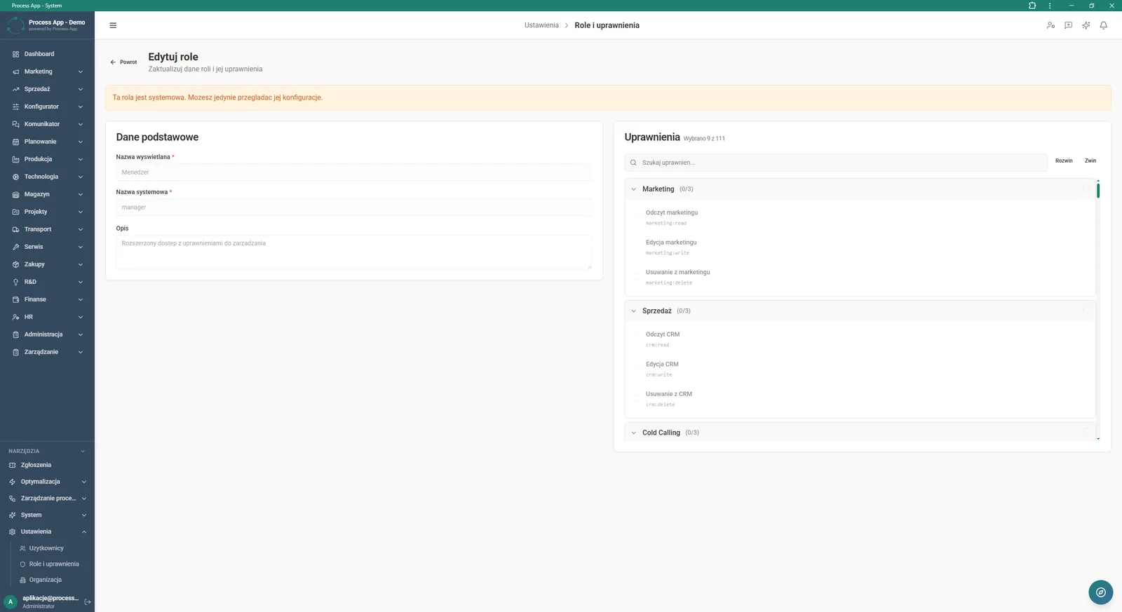 System role editing screen showing basic role data and a detailed permission tree broken down by application modules.